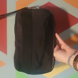 Dunhill Unisex Black Leather Wristlet/ Clutch Or Travel Bag